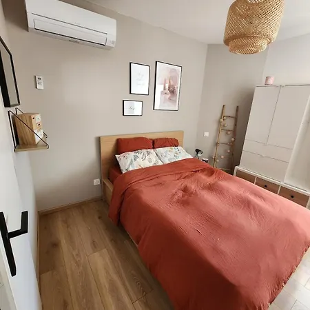 Charmante Maison De Village Hébergement de vacances *